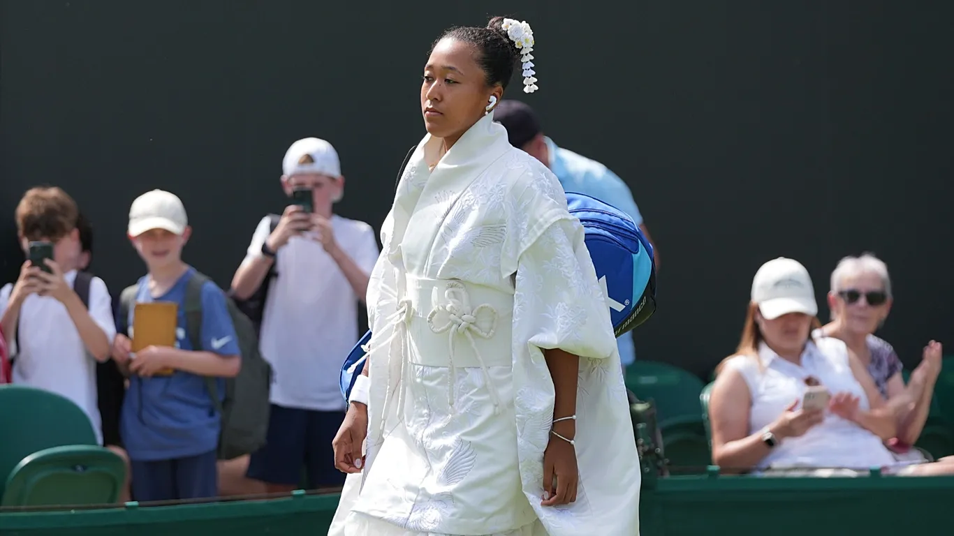 Naomi Osaka, Kill Bill esintili kimonosuyla Wimbledon seyircisini büyüledi
