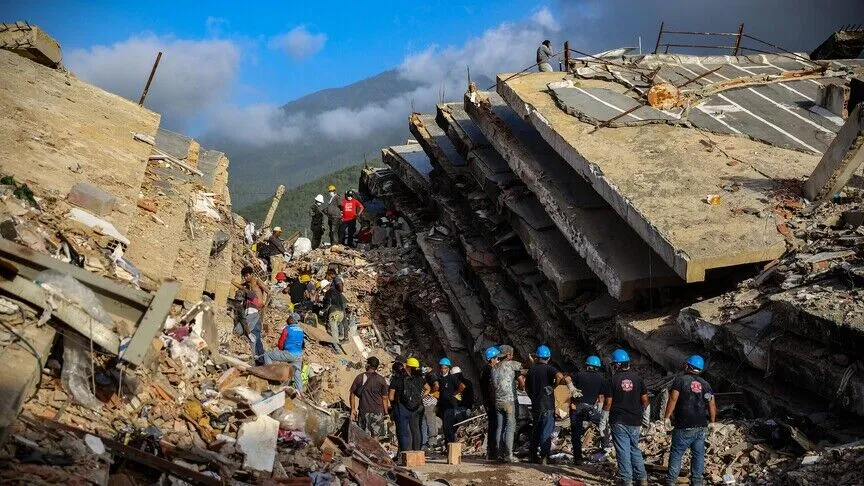 Venezuela'daki depremlerde can kaybı 4 bin 561'e ulaştı