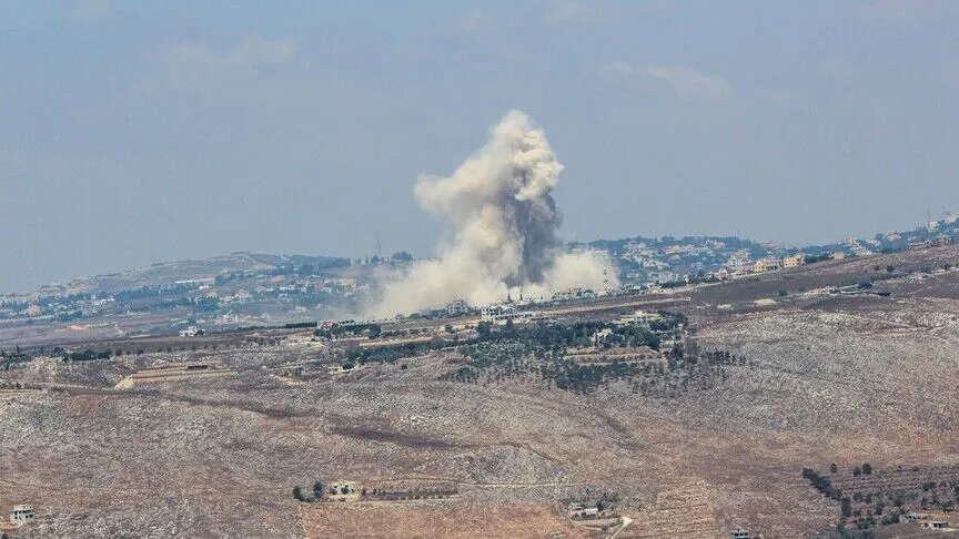 İsrail'den Lübnan'ın güneyine "sığınak delici" füzelerle ağır bombardıman