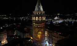 Galata Kulesi'nde kültürel miras için farkındalık gösterisi yapıldı