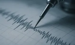 Endonezya'da 5,1 büyüklüğünde deprem: 1 ölü
