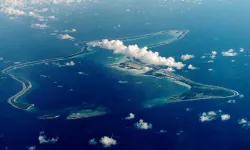 İngiltere, Chagos Adaları anlaşmasını gözden geçirecek