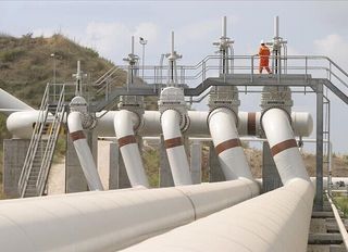 Suudi Arabistan: Doğu-Batı petrol hattı yeniden tam kapasiteye ulaştı, bazı sahalarda çalışmalar sürüyor