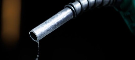 Sırbistan, petrol ihracatını geçici olarak yasakladı