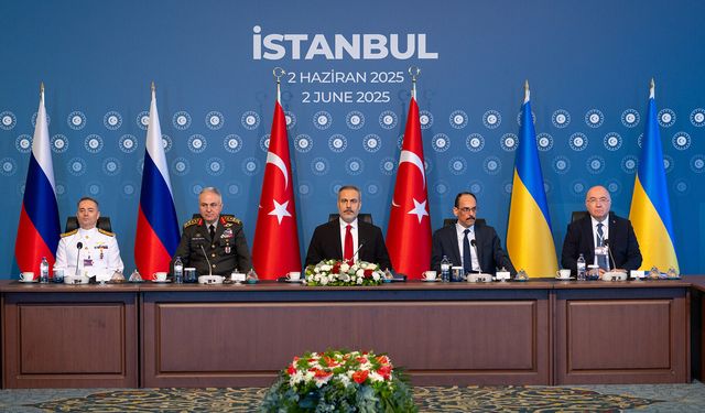 Türkiye-Rusya-Ukrayna Üçlü Toplantısı İstanbul'da başladı