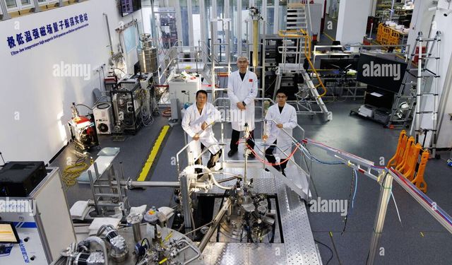 Çin Biliminde Yeni Zirve: Dünya Manyetik Alanından 700 Bin Kat Güçlü "Süper İletken Mıknatıs" Rekoru