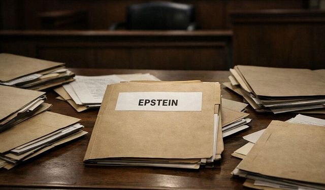 Epstein Dosyaları Avrupa'yı Karıştırdı: İngiltere Başbakanı'nın Sağ Kolu ve Norveçli Diplomat İstifa Etti