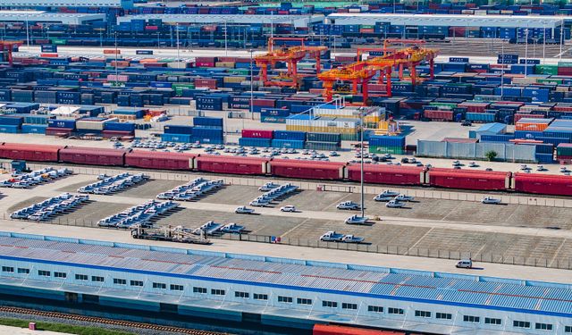 Çin’in dış yatırımları 9 yıldır dünyanın ilk üç sırasında