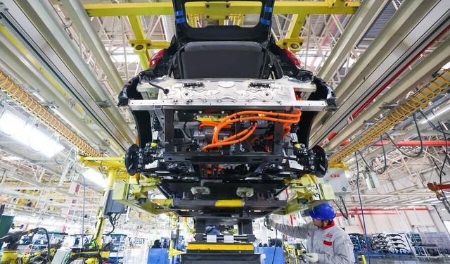 Çinli otomobil üreticileri Japon rakiplerini geride bırakarak ilk kez küresel satışta lider oldu