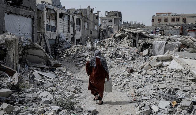 Gazze’de ateşkes anlaşmasına ilişkin görüşmeler Kahire’de sürüyor