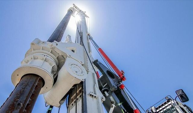 İran: Hasarlı Lavan Petrol Rafinerisi 2 ayda eski kapasitesinin yüzde 80'ine ulaşacak