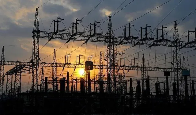 Çin, yaklaşık 3 trilyon dolarlık enerji yatırımı elektriğe odaklanıyor