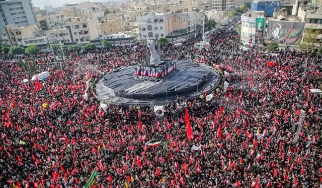 İran'ın eski lideri Hamaney için veda töreni düzenleniyor