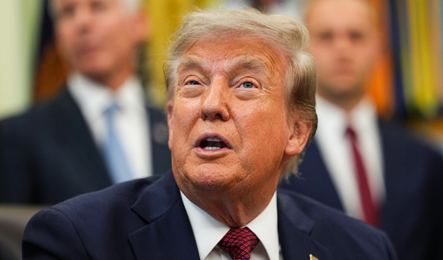 Trump’tan İran’a "askeri müdahale" tehdidi