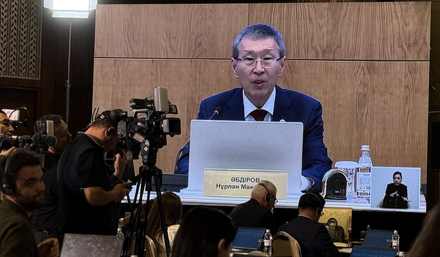 Kazakistan'ın ilk tek meclisli parlamento seçimlerinde beş parti sandalye kazandı