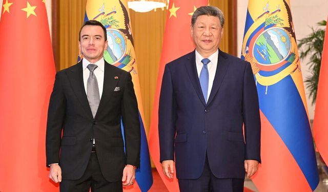 Xi Jinping, Ekvador Devlet Başkanı Noboa ile bir araya geldi