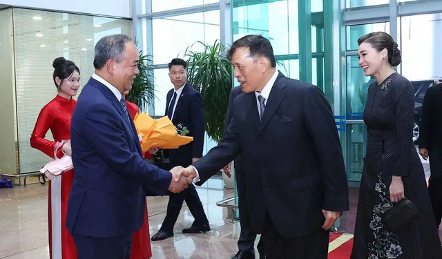 Çin ve Laos savunma bakanları Pekin'de bir araya geldi