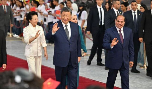 Cumhurbaşkanı Xi Jinping Mısır’da