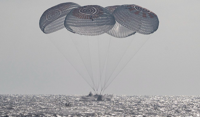 NASA ve SpaceX'in Crew-12 misyonu 237 günlük uzay görevinin ardından Dünya'ya döndü