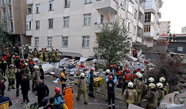 İstanbul'da 7 katlı bina kısmen çöktü: Enkaz altında kalanlar var