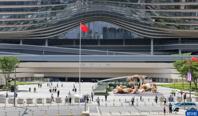 Hong Kong-Shenzhen sınır kapısı yeniden açılıyor