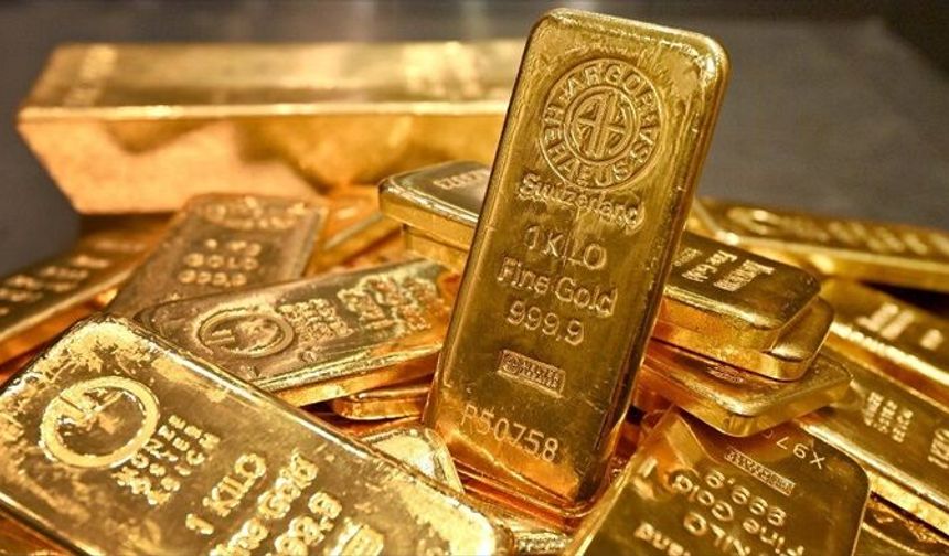 Altın 5 bin 500 doları aşarak rekor kırdı