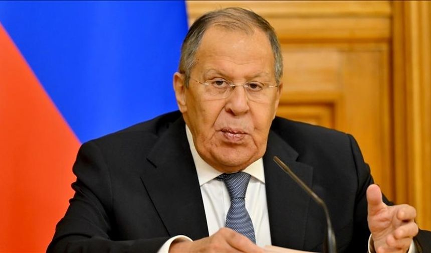 Lavrov: İran Sorununda Güç Kullanımı Kaosu Derinleştirir