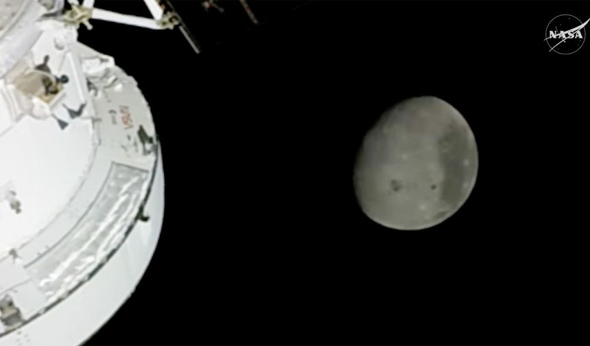 Artemis II Dünya'dan 406 bin kilometre uzaklaştı!