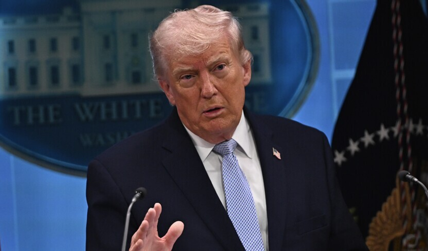 Trump, Papa 14. Leo'ya eleştirilerini sürdürüyor