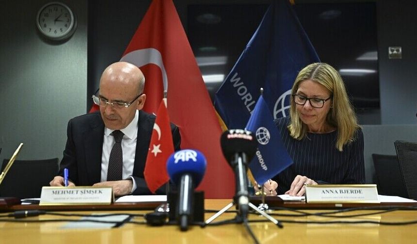 Türkiye ile Dünya Bankası İstanbul Kuzey Demir Yolu Geçişi Projesi'nin finansman anlaşmasını imzaladı