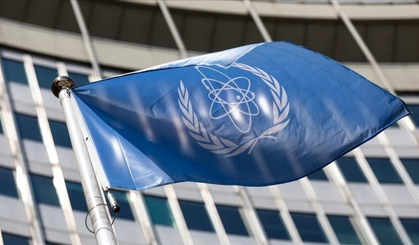 UAEA, Zaporijya Nükleer Santrali'nin tüm dış güç kaynağını geçici olarak kaybettiğini açıkladı