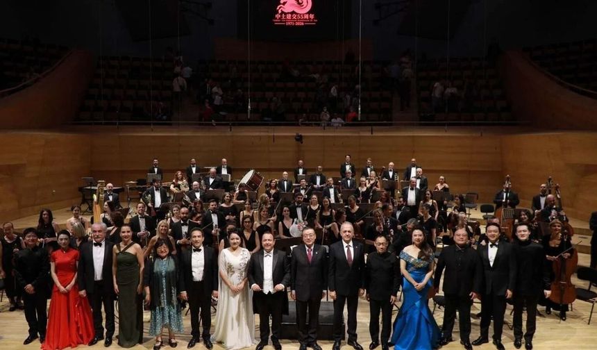 Türkiye ile Çin'in diplomatik ilişkilerinin 55. yıl dönümünde konser verildi