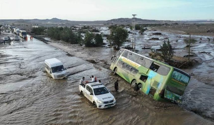El Nino Peru’yu alarma geçirdi