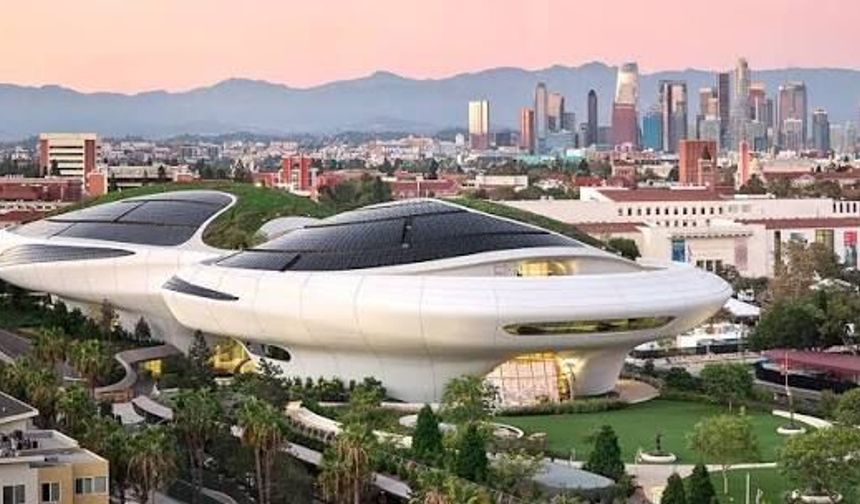 Los Angeles'taki Lucas Müzesi halka açıldı