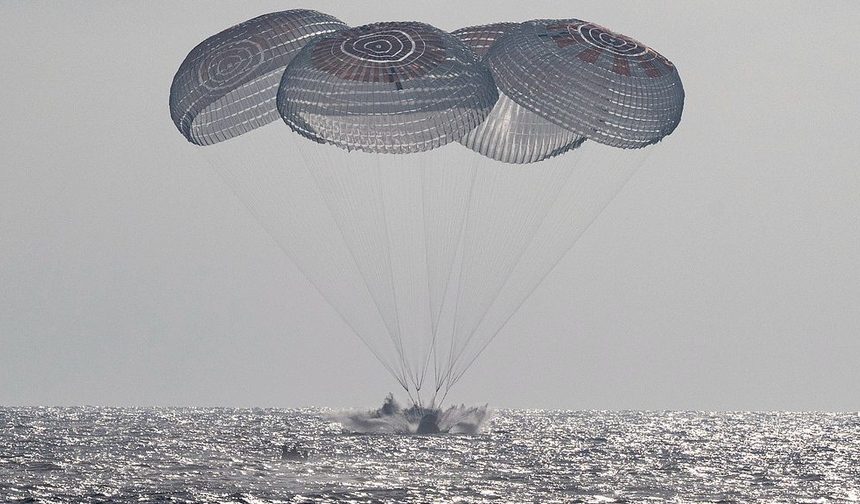 NASA ve SpaceX'in Crew-12 misyonu 237 günlük uzay görevinin ardından Dünya'ya döndü