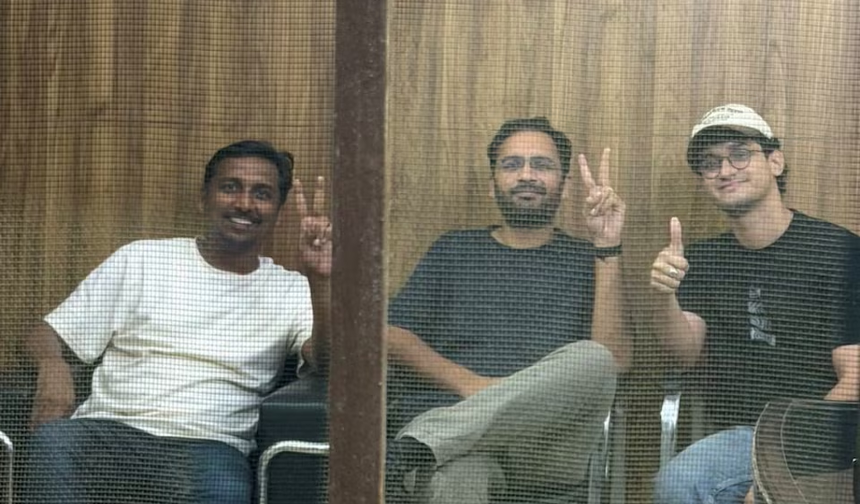 Hindistan'da "Hamamböceği" hareketine tutuklama